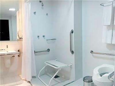 Hotel Intercity Led Aguas Claras 4*